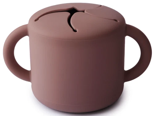 Mushie woodchuck snack kop